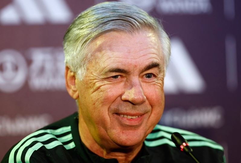 Ancelotti len tieng ve tin don dan dat tuyen Brazil hinh anh