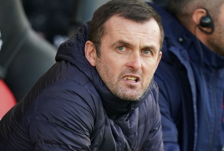 HLV thu 8 bi sa thai o Premier League mua nay hinh anh