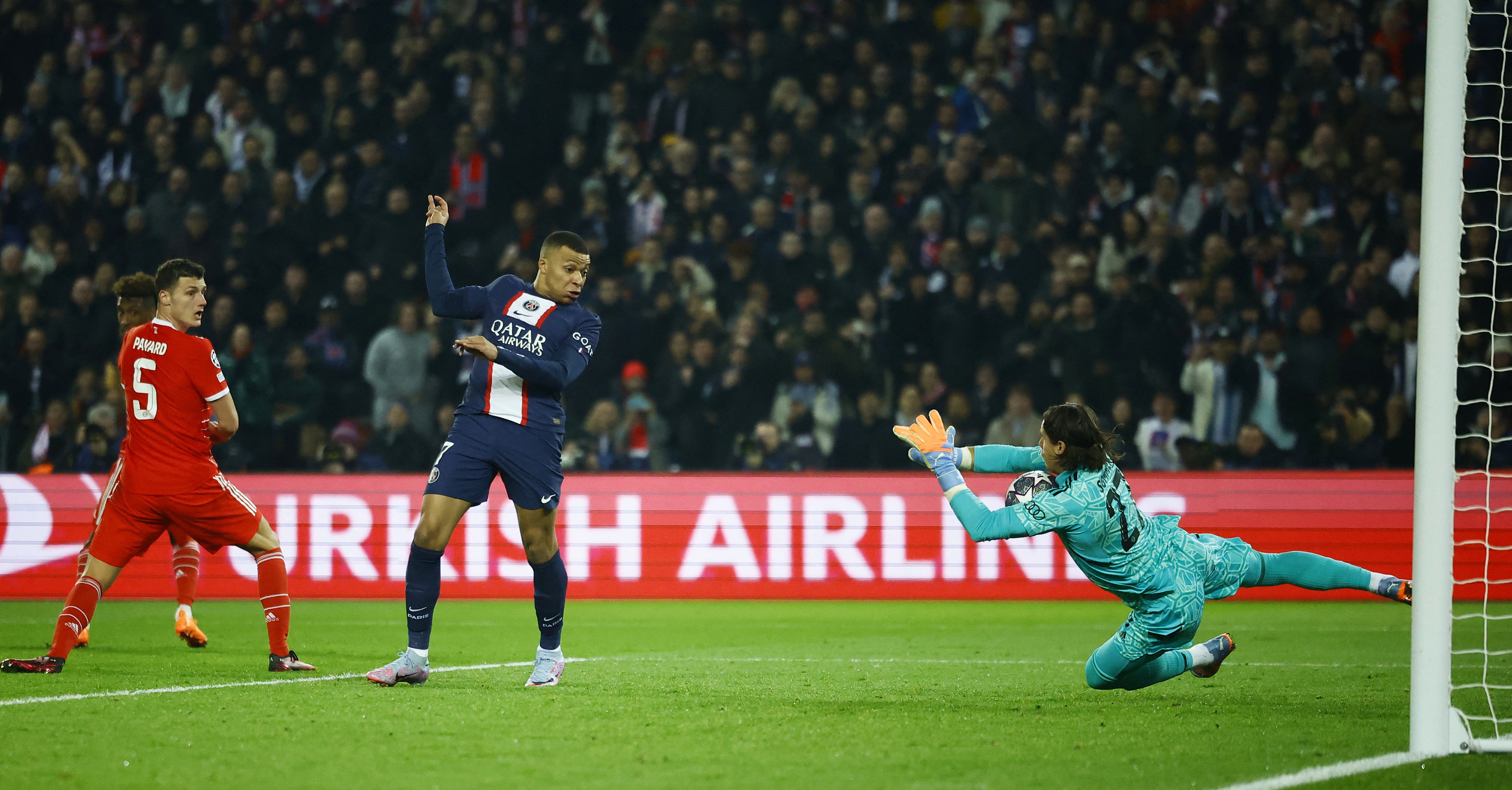 Mbappe viet vi anh 1