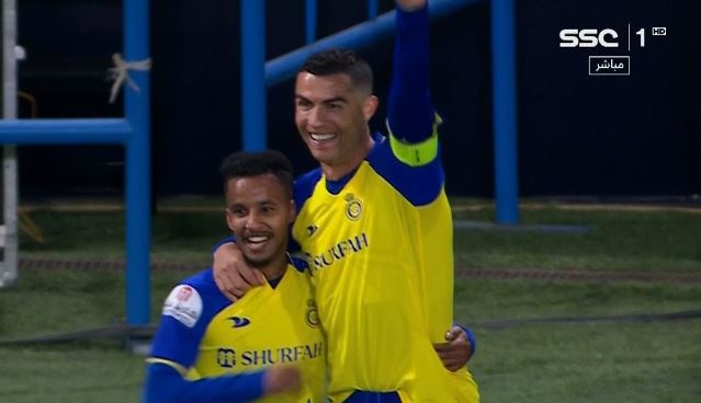 Ronaldo toa sang anh 1