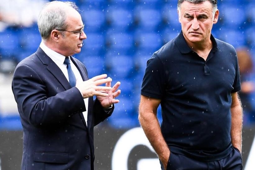 Phan ung cua HLV PSG khi giam doc the thao xuong san chi dao hinh anh