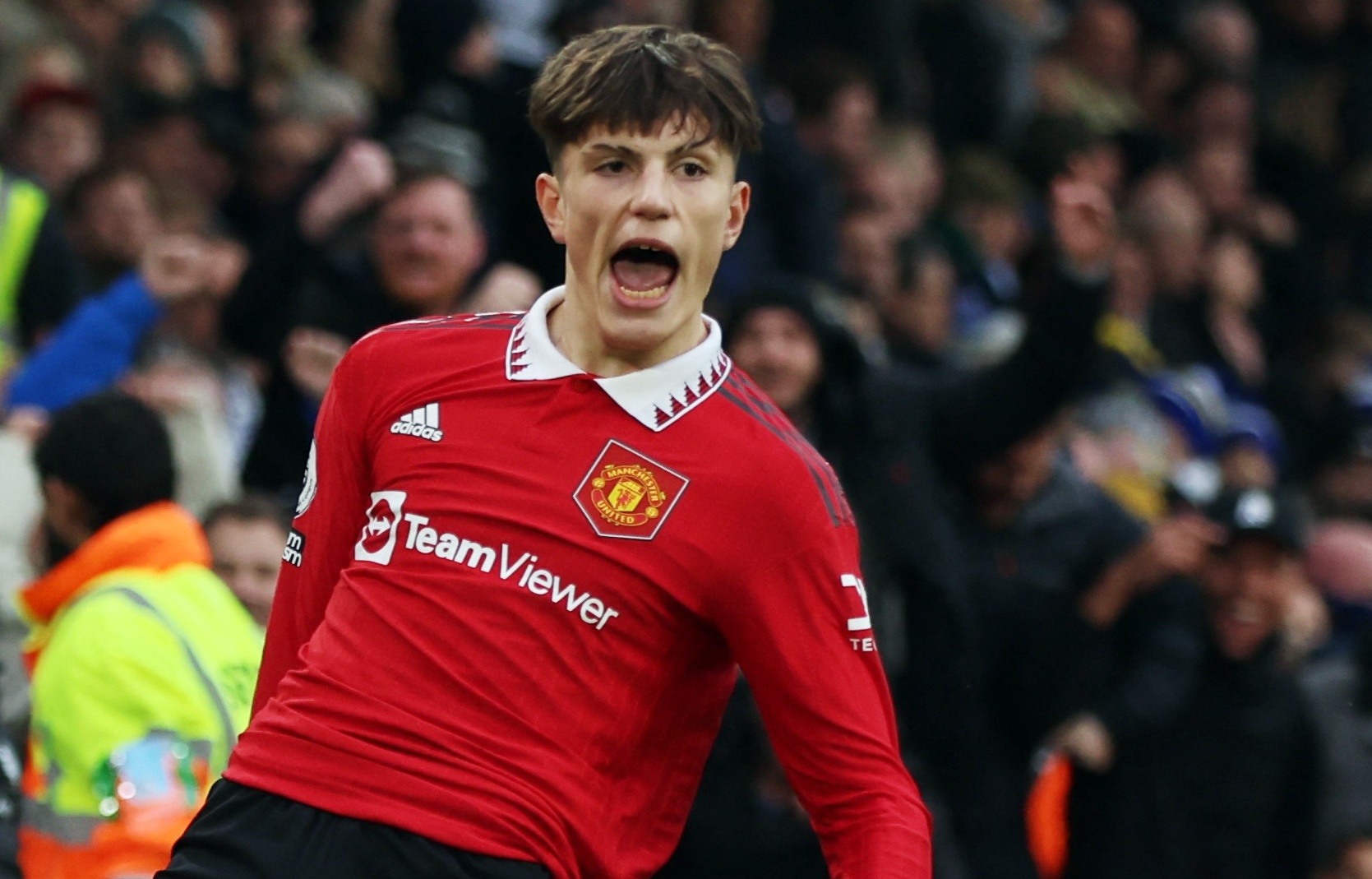 Dieu kien de Garnacho o lai Man United hinh anh