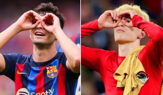 HLV Xavi chi trich cau thu Man United hinh anh