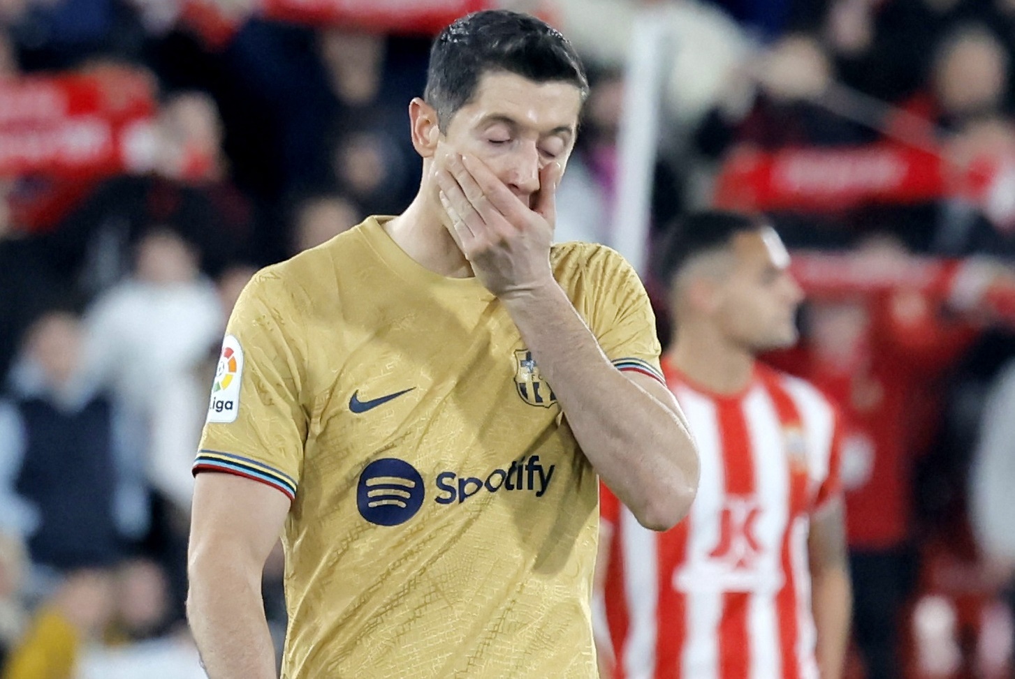 Barca thua doi dung thu 19 tai La Liga hinh anh