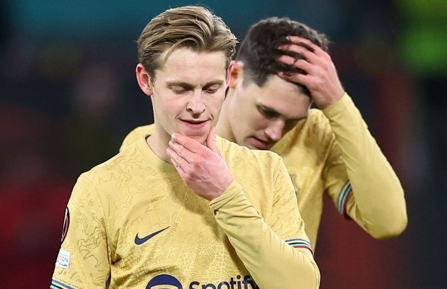 MU het co hoi chieu mo De Jong hinh anh