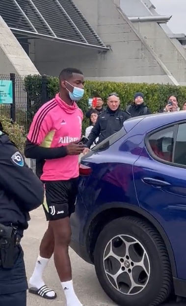 Pogba chan thuong anh 1