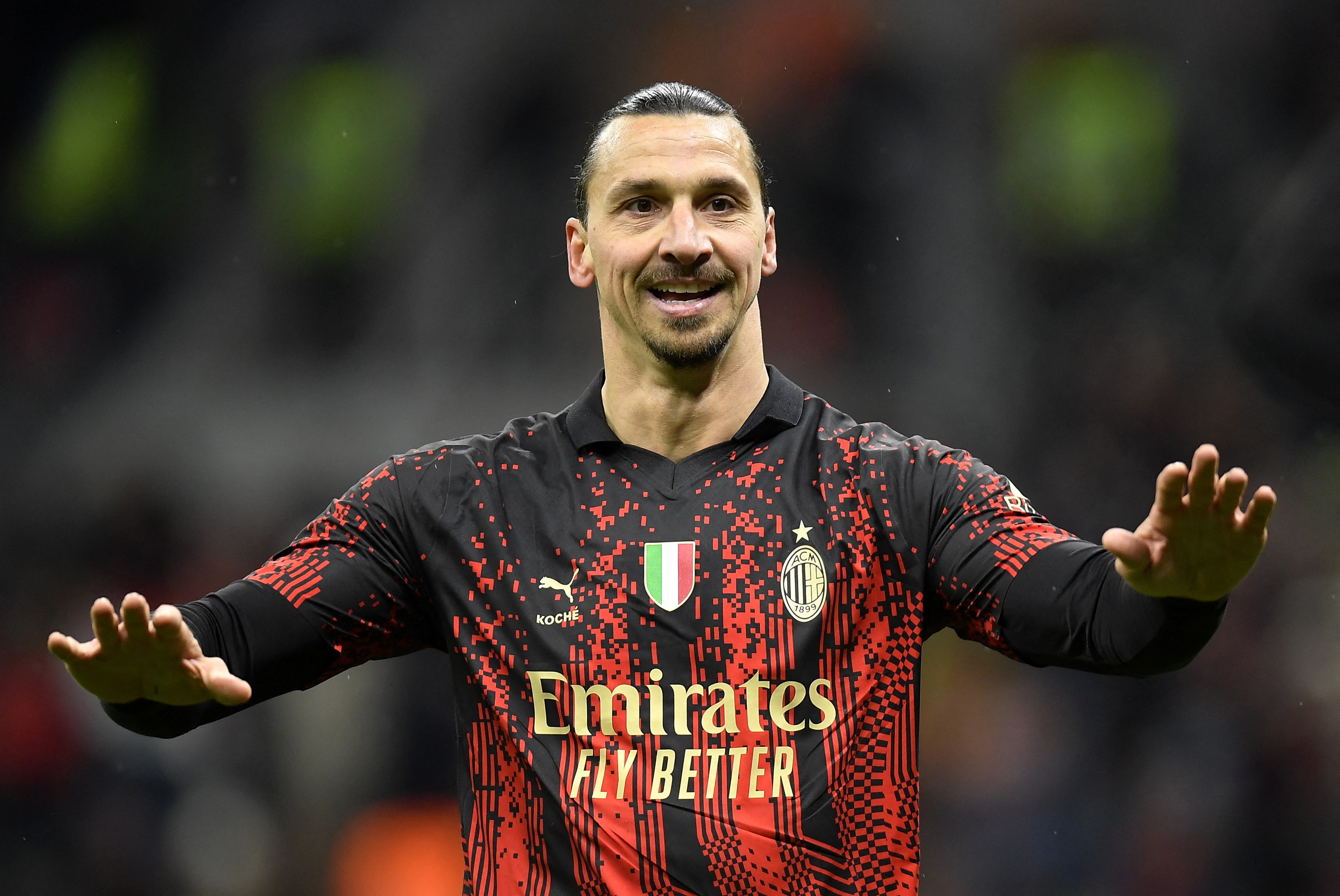 Ibrahimovic di vao lich su Serie A hinh anh