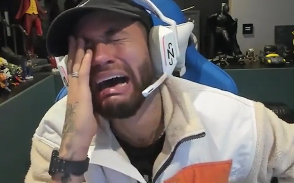 Phan ung cua Neymar khi danh bai thua 1 trieu euro hinh anh