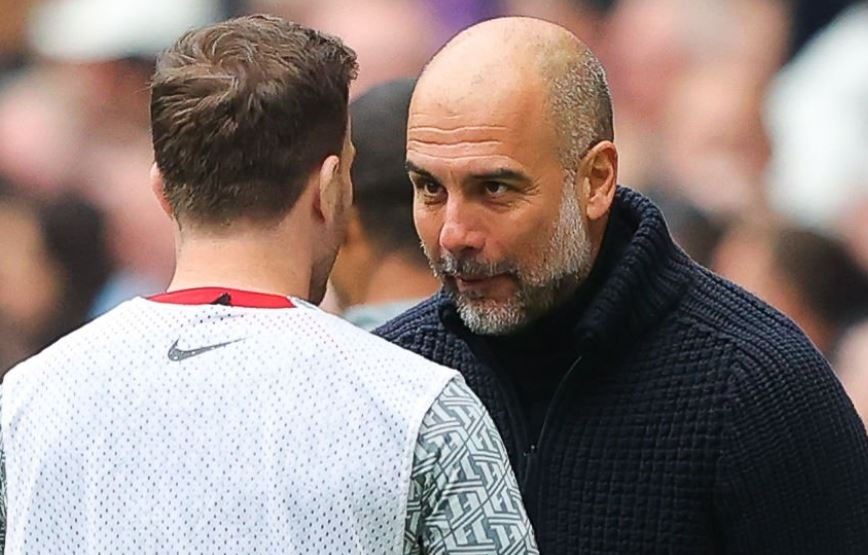 Hanh dong kho hieu cua Pep Guardiola trong tran thang Liverpool hinh anh