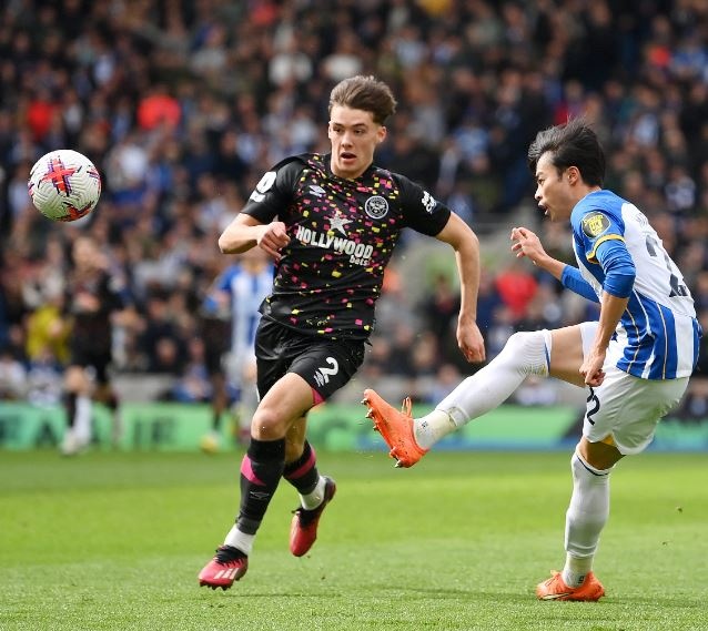 Mitoma toa sang anh 1