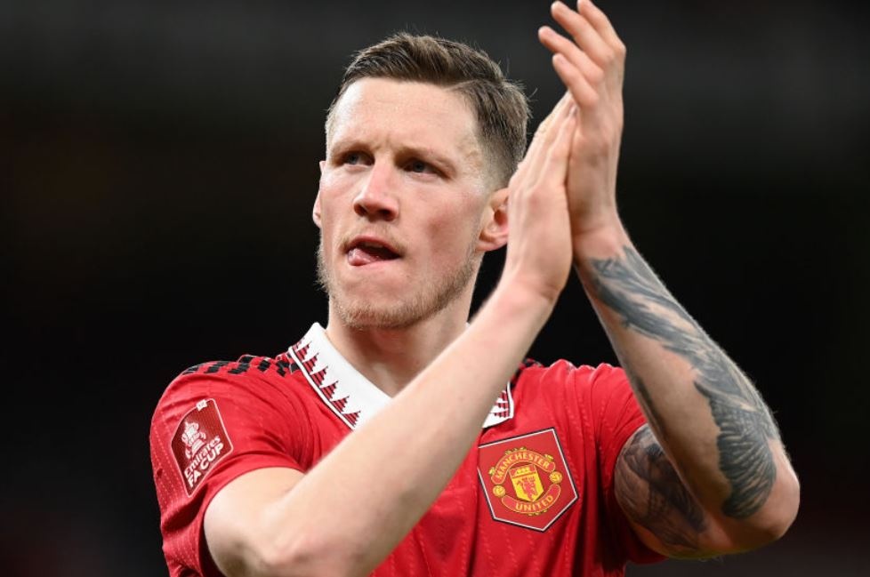 HLV Ten Hag dap tra chi trich cua Scholes ve Weghorst hinh anh