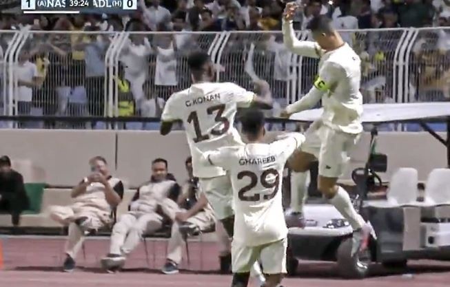 Ronaldo ghi ban anh 1