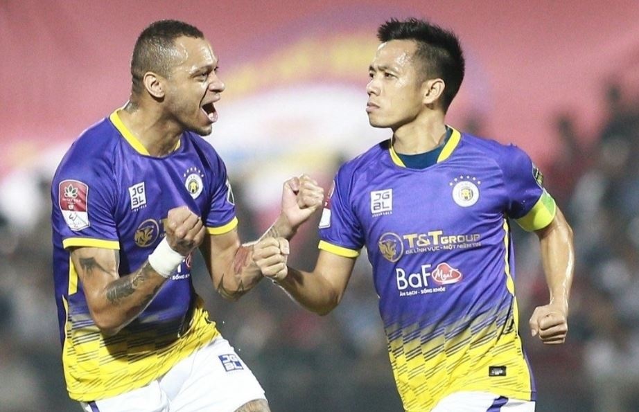 CLB Ha Noi len dau bang sau tran thang dam Hai Phong hinh anh