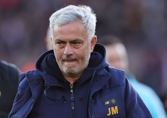 Thay tro Mourinho gay that vong o tu ket Europa League hinh anh