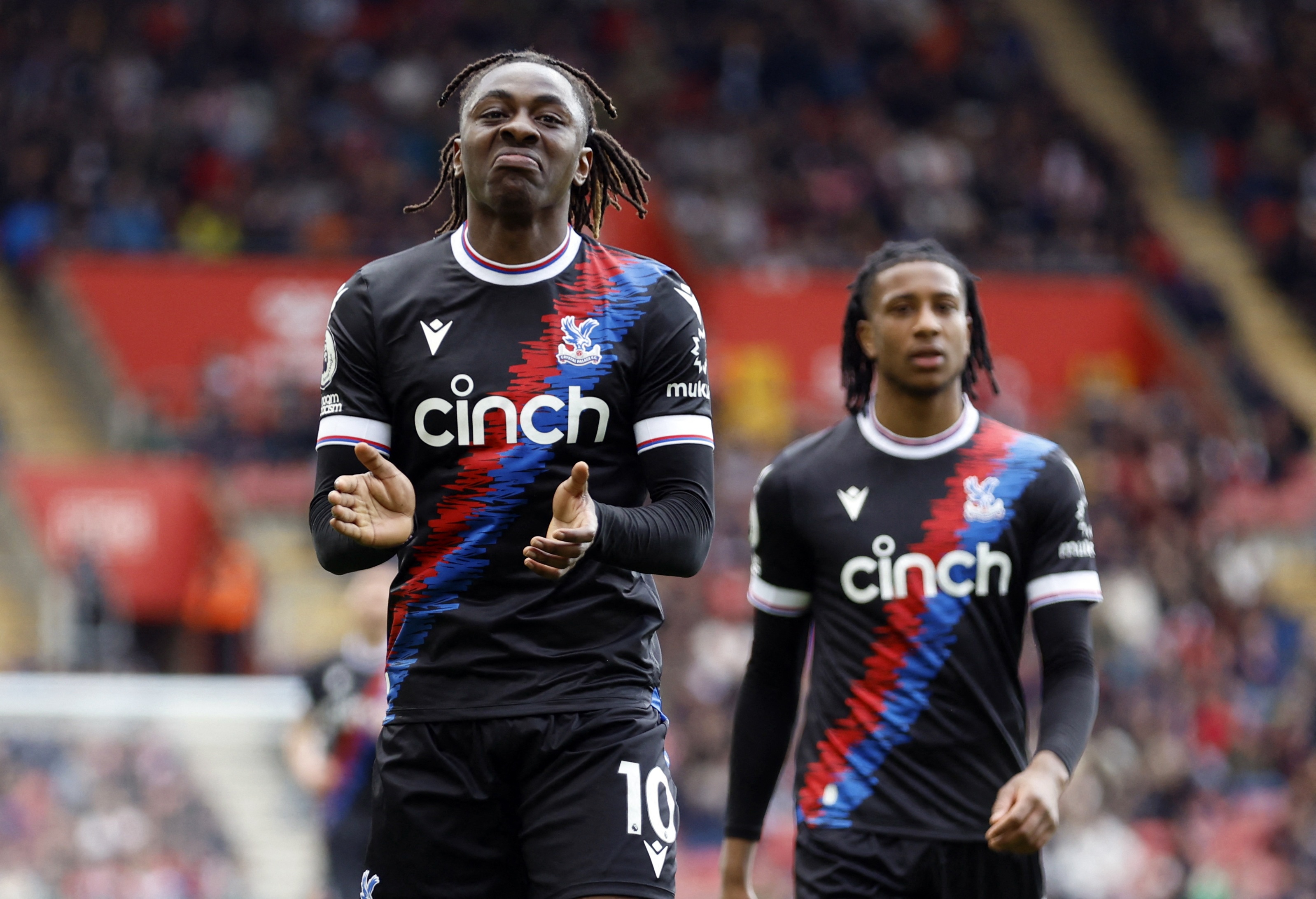 HLV 75 tuoi giup Crystal Palace hoi sinh ngoan muc hinh anh