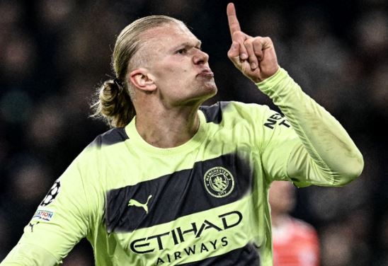 Haaland choc tuc CDV Bayern hinh anh