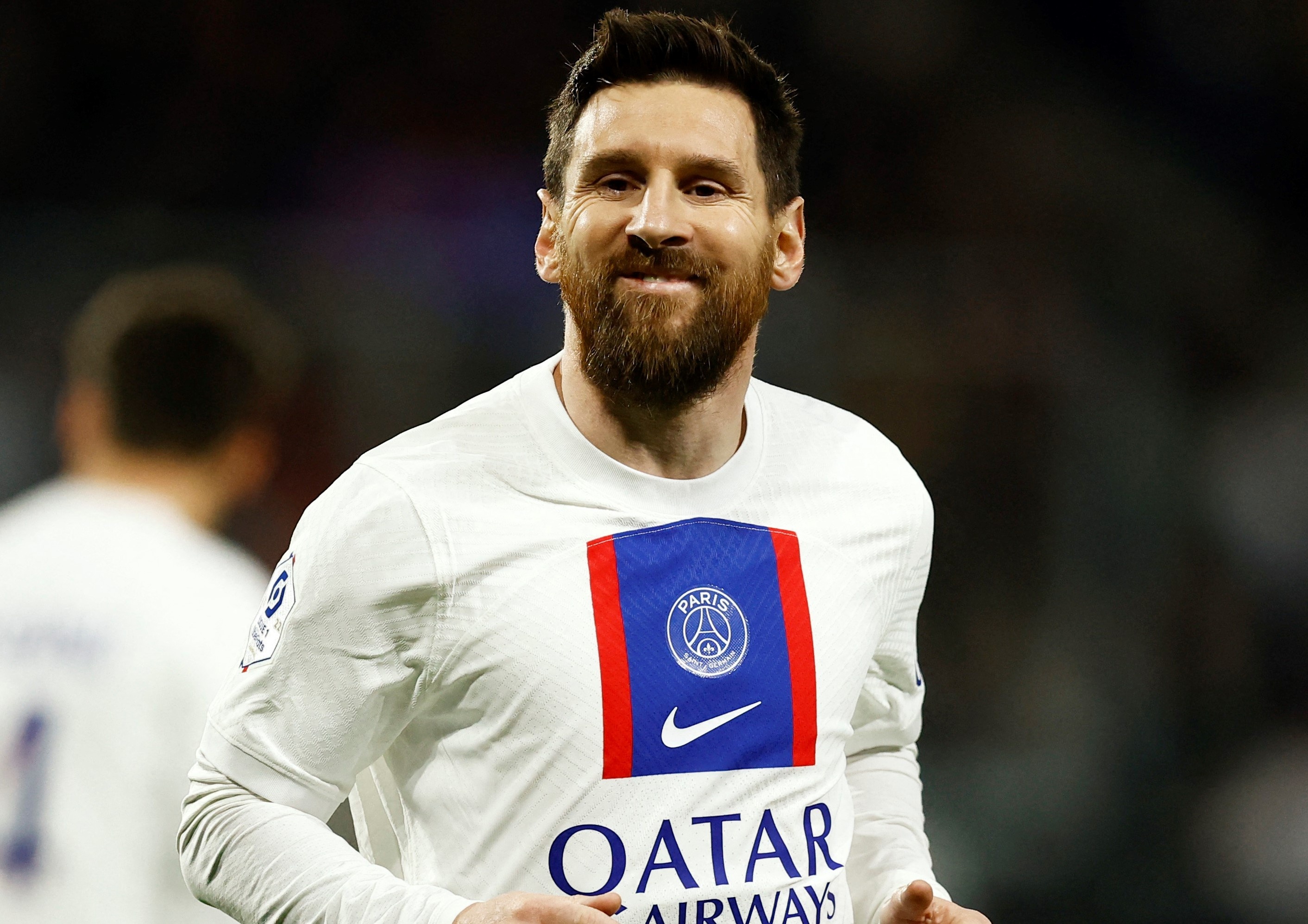 Messi giup Mbappe lap cu dup hinh anh