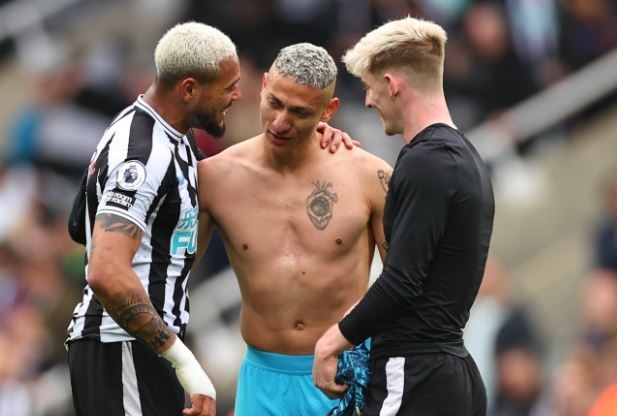 Richarlison choc gian CDV Tottenham hinh anh