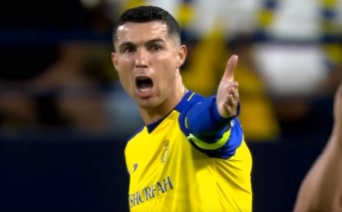 Su that vu chu tich Al Nassr goi Ronaldo la 'cu lua' hinh anh
