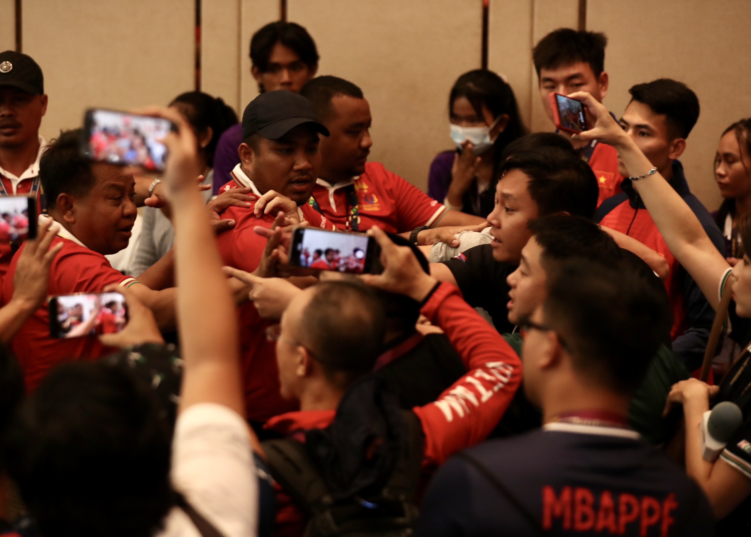 Indonesia mat HCV anh 1