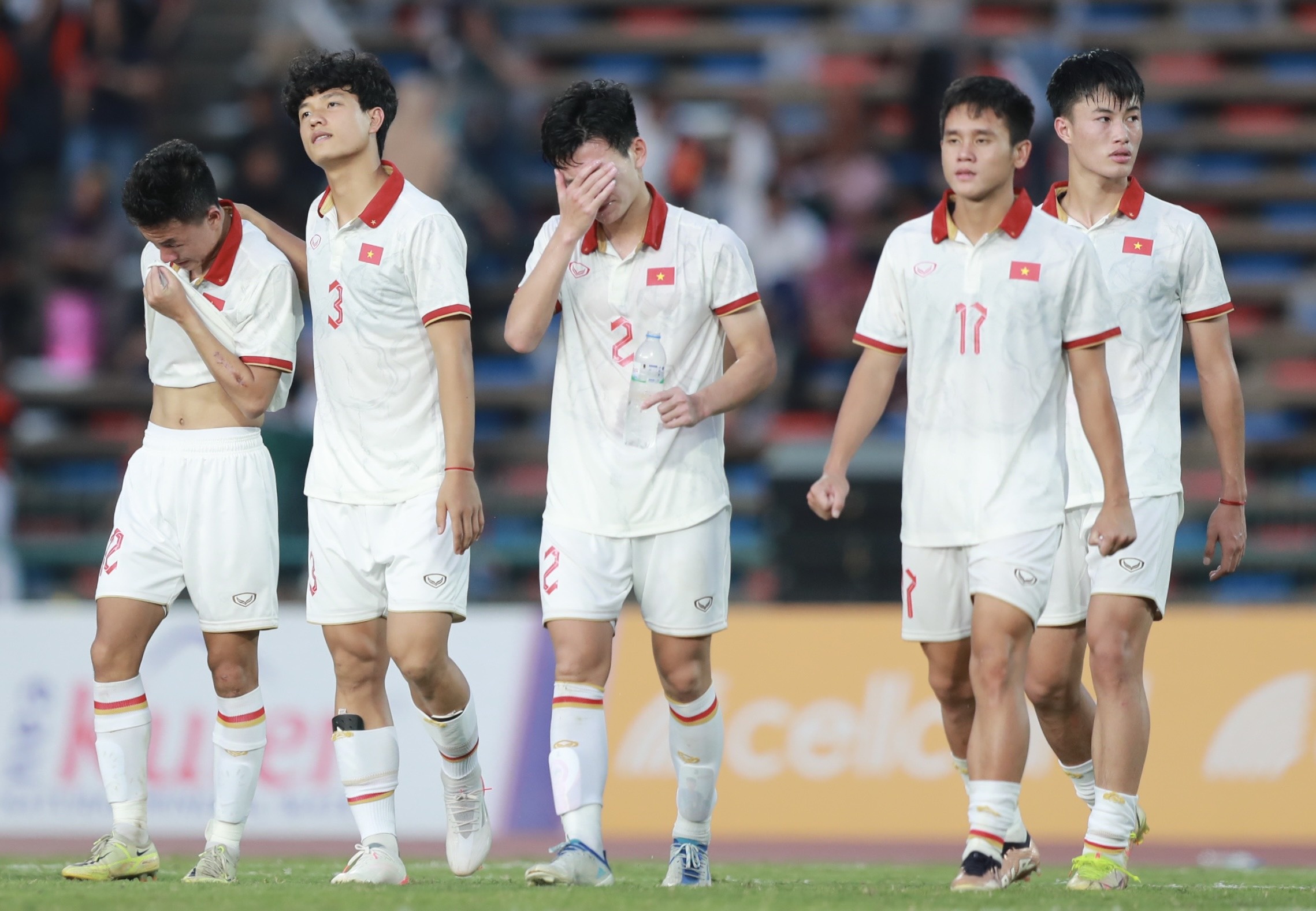 U22 Viet Nam thua Indonesia anh 1