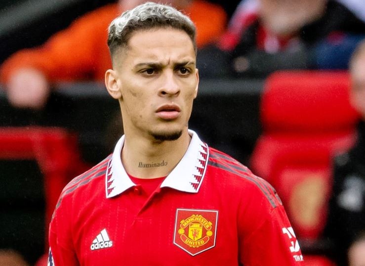 Dong doi ngan ngam voi Antony hinh anh