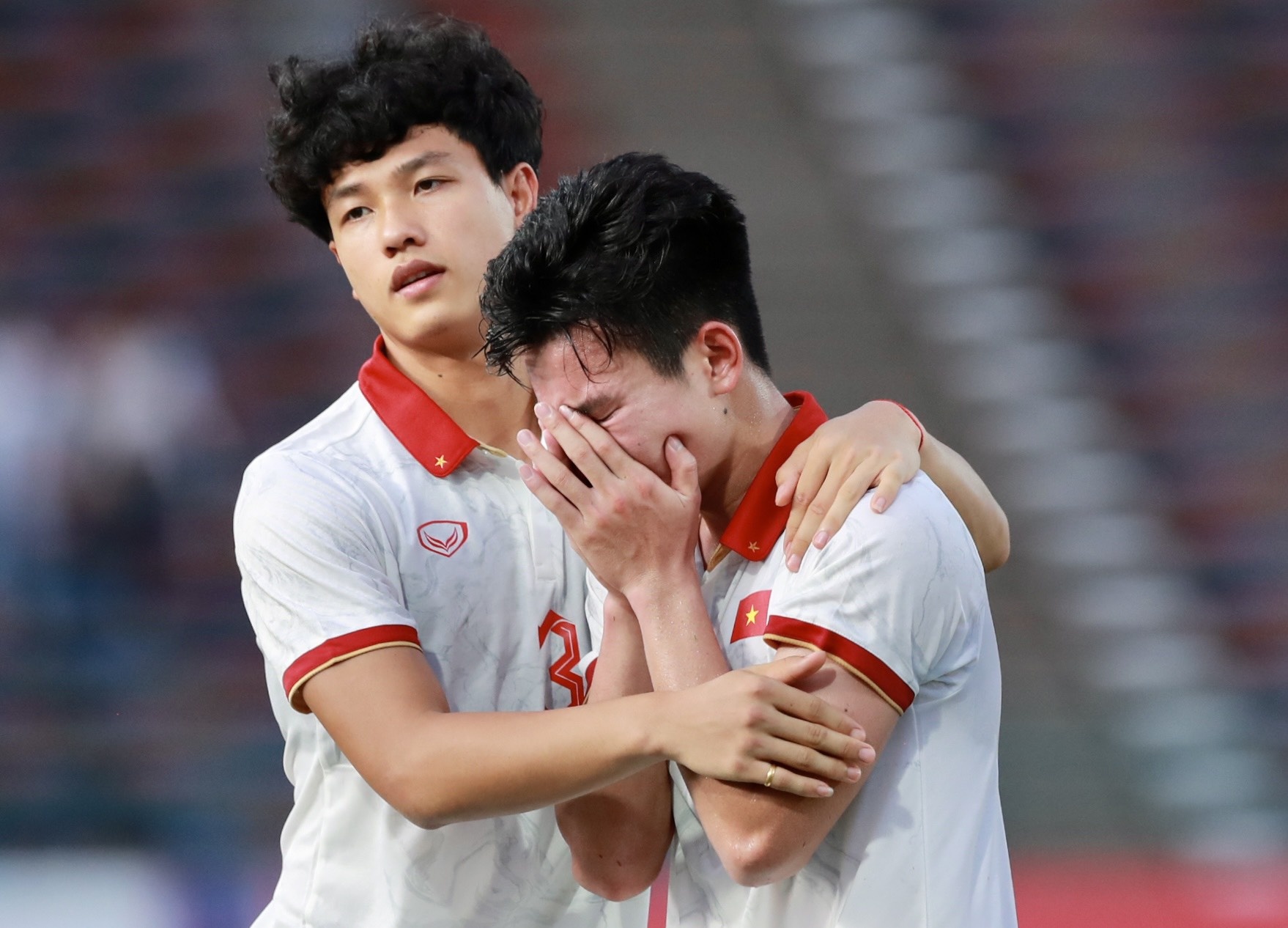 U22 Viet Nam thua dau Indonesia - tiec nhung xung dang hinh anh