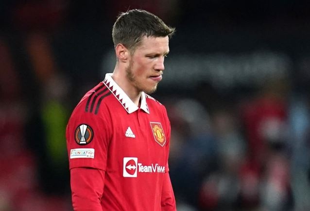 Phan ung cua Weghorst khi Garnacho khong nhuong co hoi ghi ban hinh anh