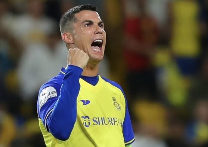 Ronaldo toa sang trong man nguoc dong cua Al Nassr hinh anh