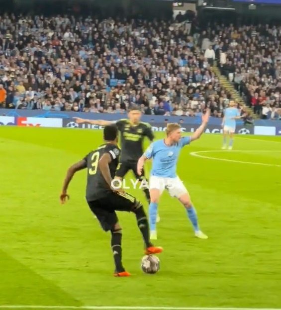 Man City dau Real anh 1