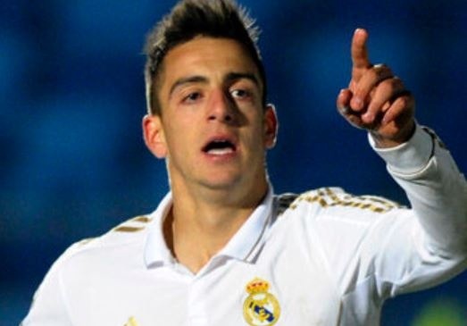 Real Madrid nham cai ten bat ngo cho vi tri tien dao hinh anh