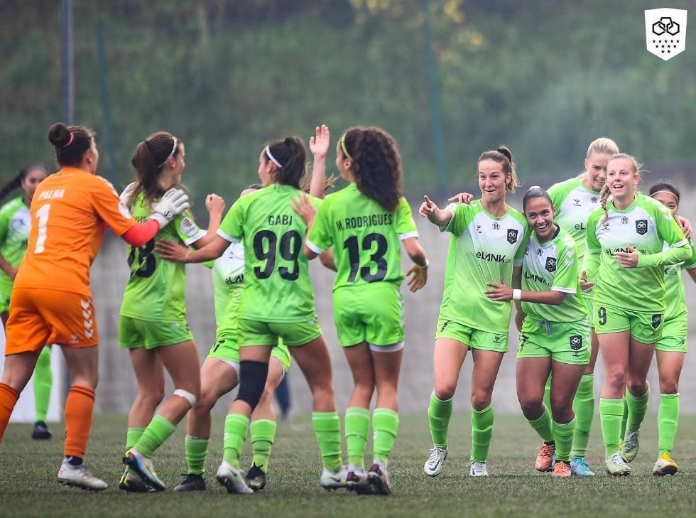 Huynh Nhu toa sang anh 5