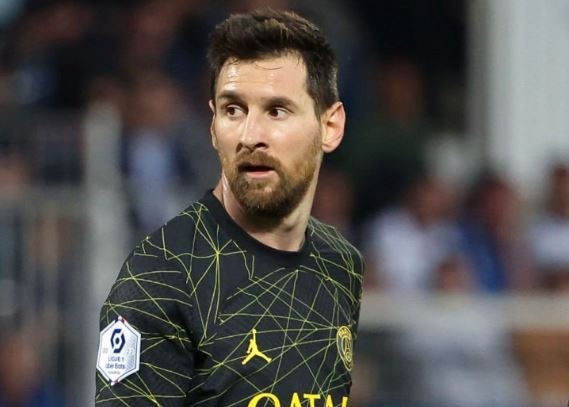 Cau thu PSG khong chuyen cho Messi hinh anh