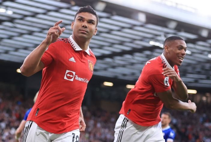 Ha Chelsea 4-1, MU gianh ve du Champions League mua toi hinh anh