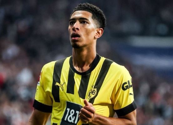 Real Madrid dat thoa thuan don tan binh tram trieu euro hinh anh