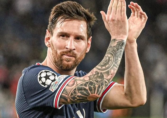 Vuot Ronaldo, Messi di vao lich su hinh anh