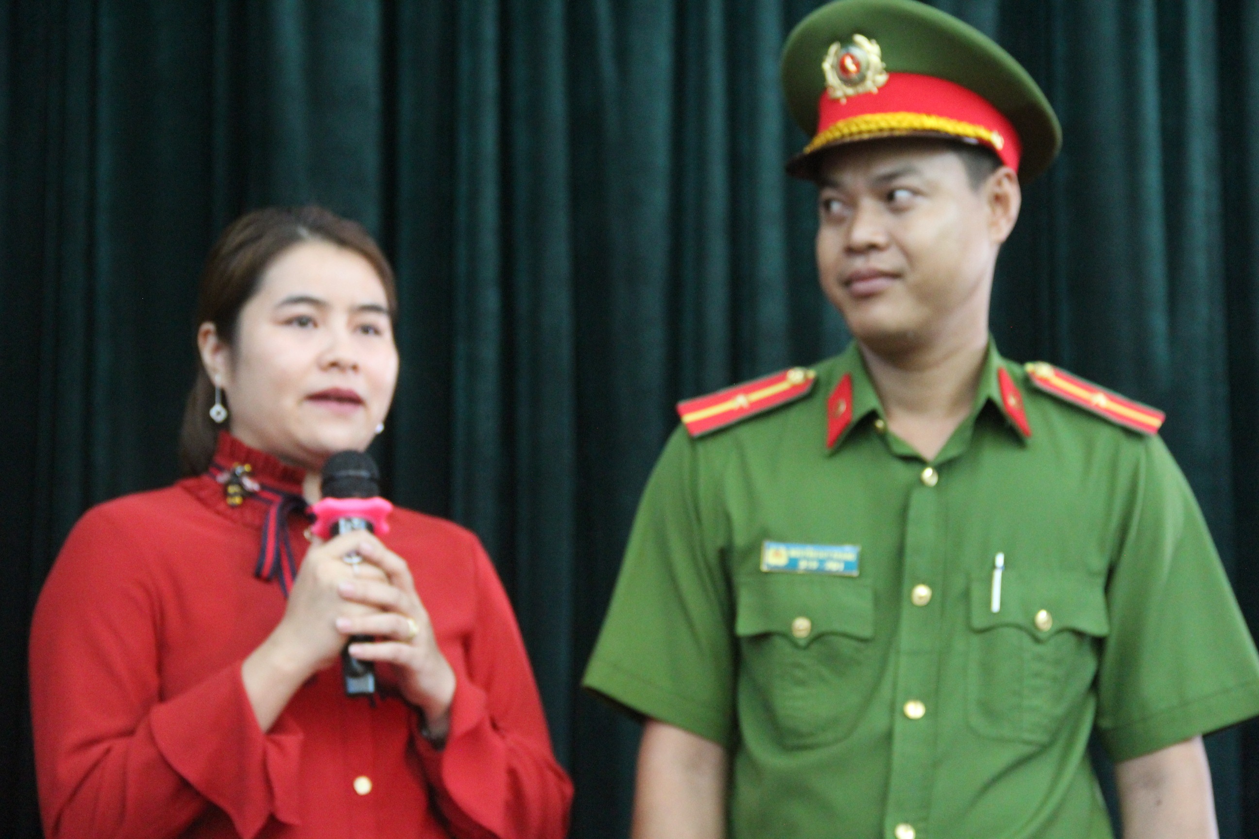 Cu dan chung cu Carina tri an linh cuu hoa hinh anh