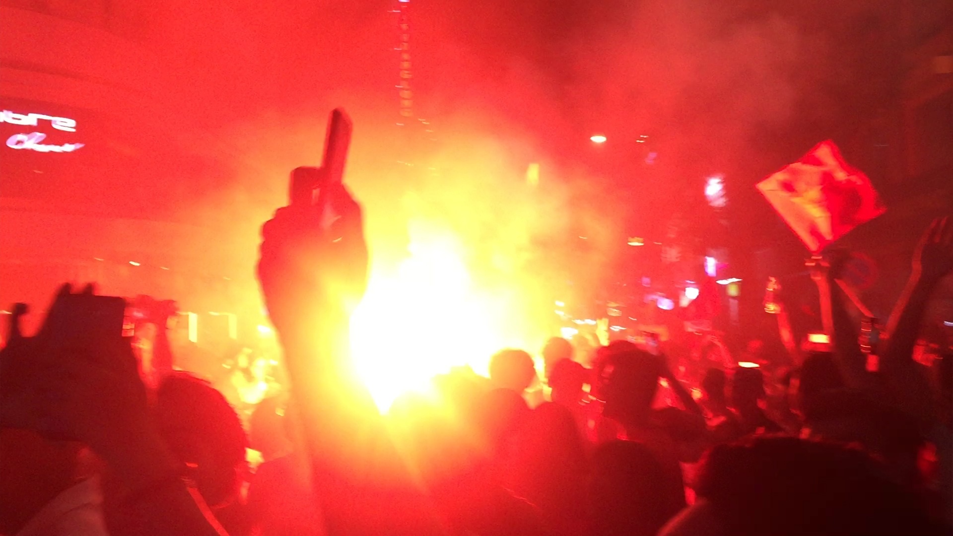 CDV Sai Gon dot phao sang khi Van Toan ghi ban hinh anh