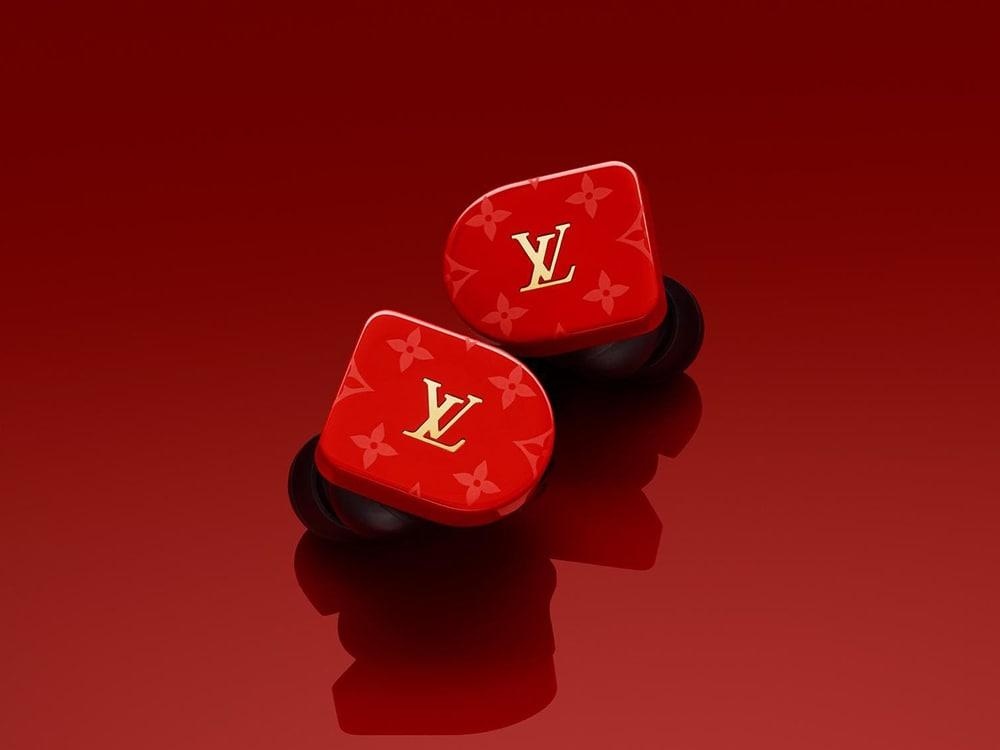 Tai nghe sieu dat cua Louis Vuitton co hay hon hang cua Apple? hinh anh
