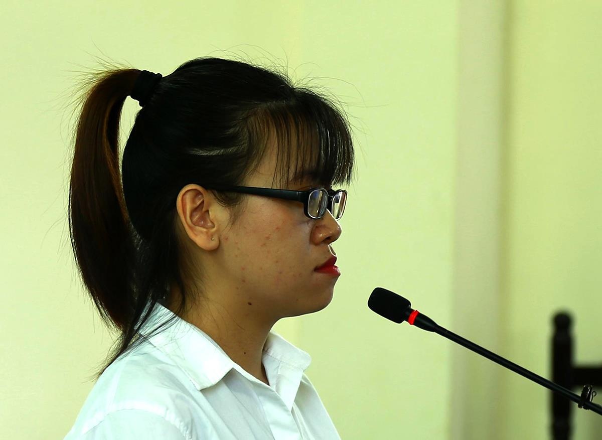 Nu nhan vien Alibaba: 'Anh Luyen chi dao phai lam rung dong' hinh anh