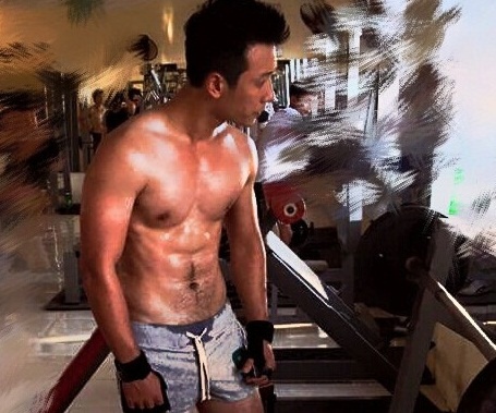 Thay giao 9X bien than hinh gay go thanh co bung 6 mui hinh anh