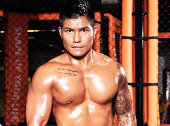 Bi quyet co co bung 6 mui cua chang Tay day the hinh o VN hinh anh