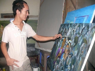 Chang hoa si khuyet tat 'mua co' bang tay trai hinh anh