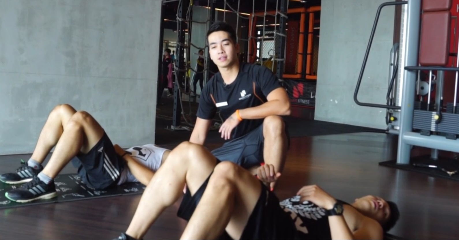 Bai tap giup phai manh so huu co bung 6 mui (phan 4) hinh anh