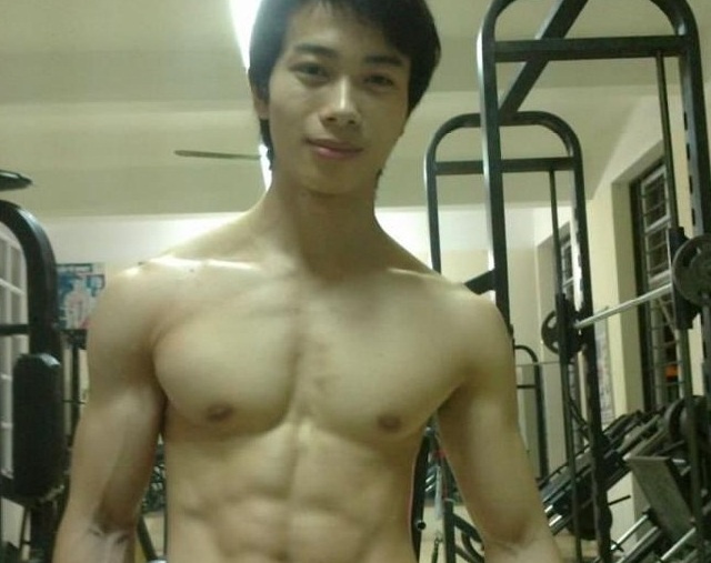 9X so huu co bung 6 mui: 'Sai lam vi tap gym tu nam 13 tuoi' hinh anh