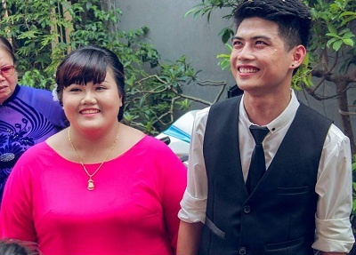 Chuyen tinh cua co nang nang hon nguoi yeu 30 kg hinh anh