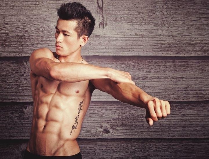 Thi sinh Sasuke so huu co bung 6 mui: 'Che do an chiem 60%' hinh anh