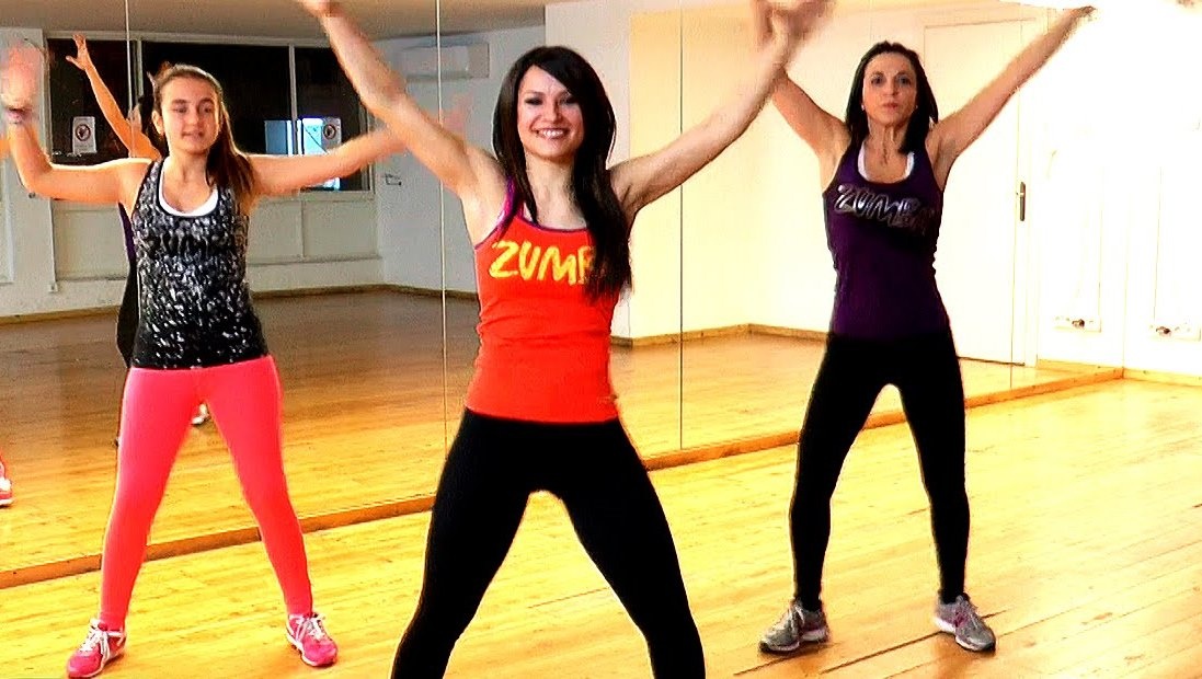 Vu dieu zumba dot chay mo bung hieu qua hinh anh