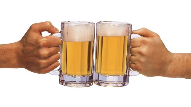 6 loi ich khi uong bia hinh anh