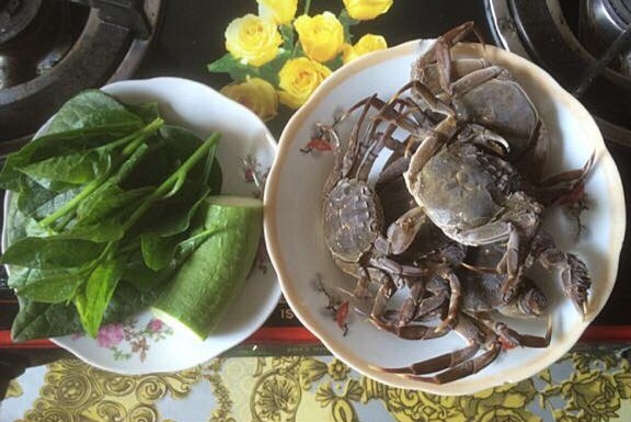 Mon ngon cho be an dam: Chao cua ca ra, rau mong toi, muop hinh anh